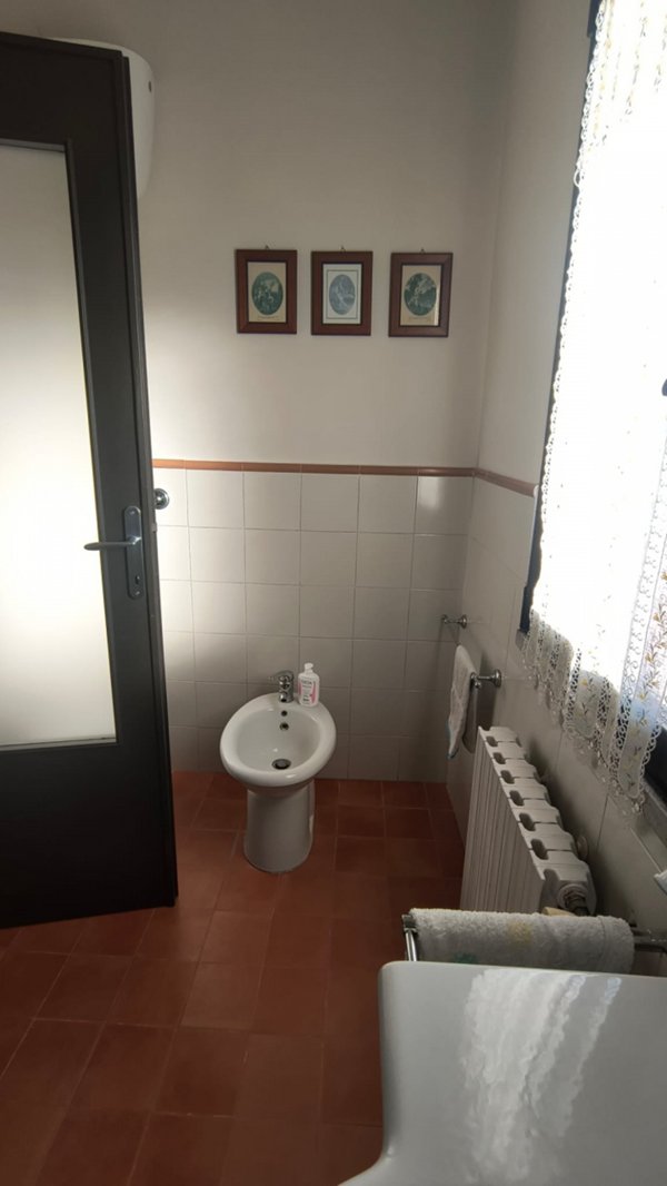 casa indipendente in vendita ad Allerona in zona Allerona Scalo