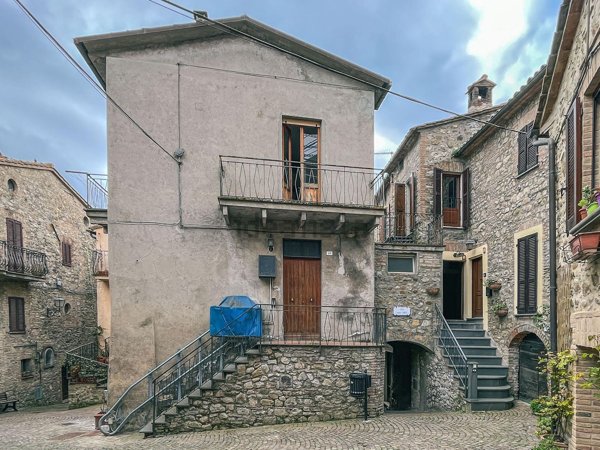 appartamento in vendita ad Allerona