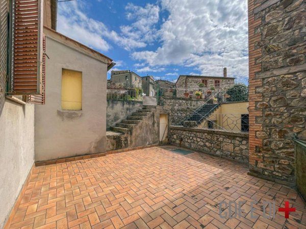 appartamento in vendita ad Allerona