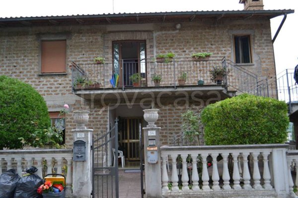 appartamento in vendita ad Allerona in zona Allerona Scalo