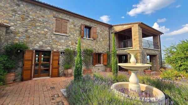 casale in vendita ad Allerona