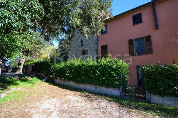 appartamento in vendita ad Allerona