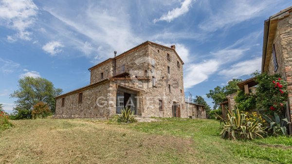 casa indipendente in vendita ad Allerona