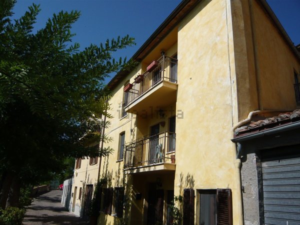 casa indipendente in vendita ad Allerona