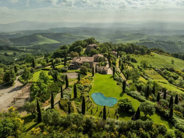 intera palazzina in vendita ad Allerona