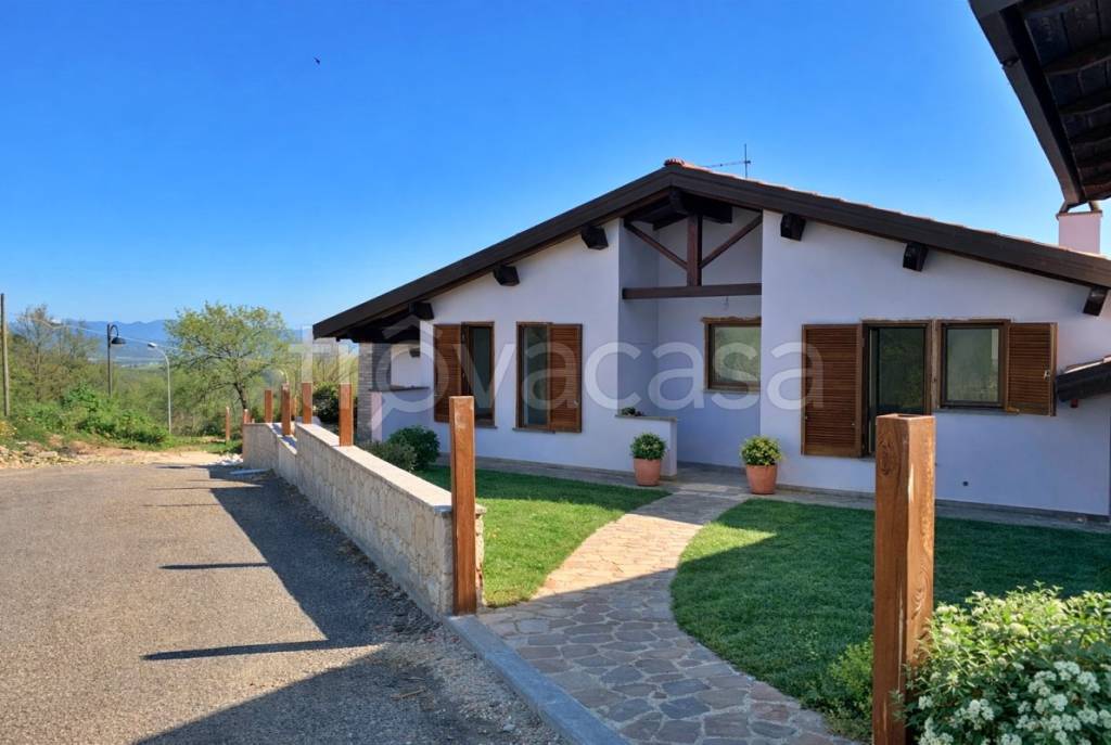 casa indipendente in vendita ad Allerona