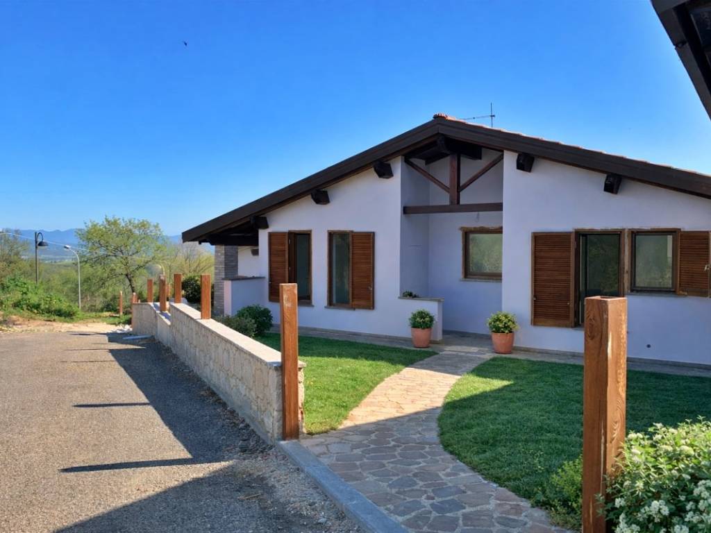 casa indipendente in vendita ad Allerona