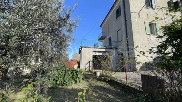 casa indipendente in vendita ad Allerona