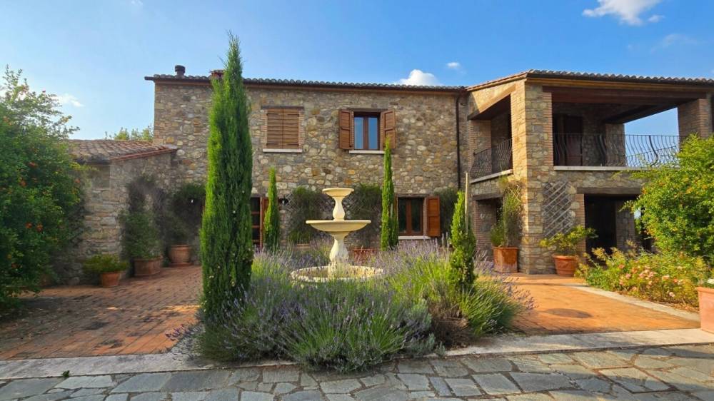 casa indipendente in vendita ad Allerona