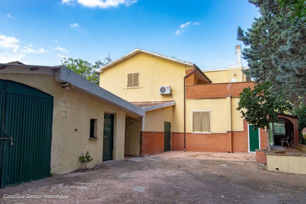 casa indipendente in vendita ad Alviano