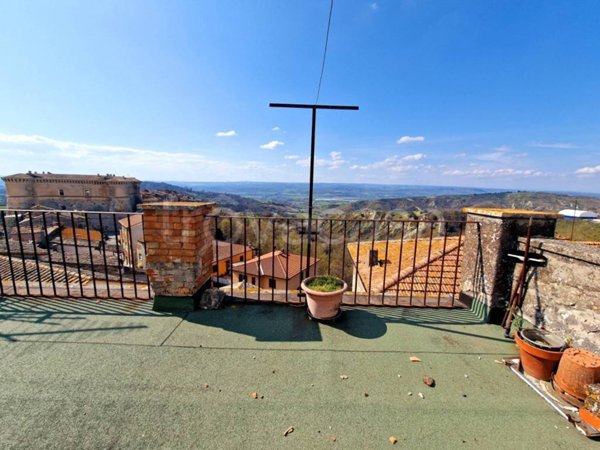 casa indipendente in vendita ad Alviano