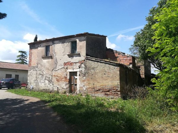 casa indipendente in vendita ad Alviano