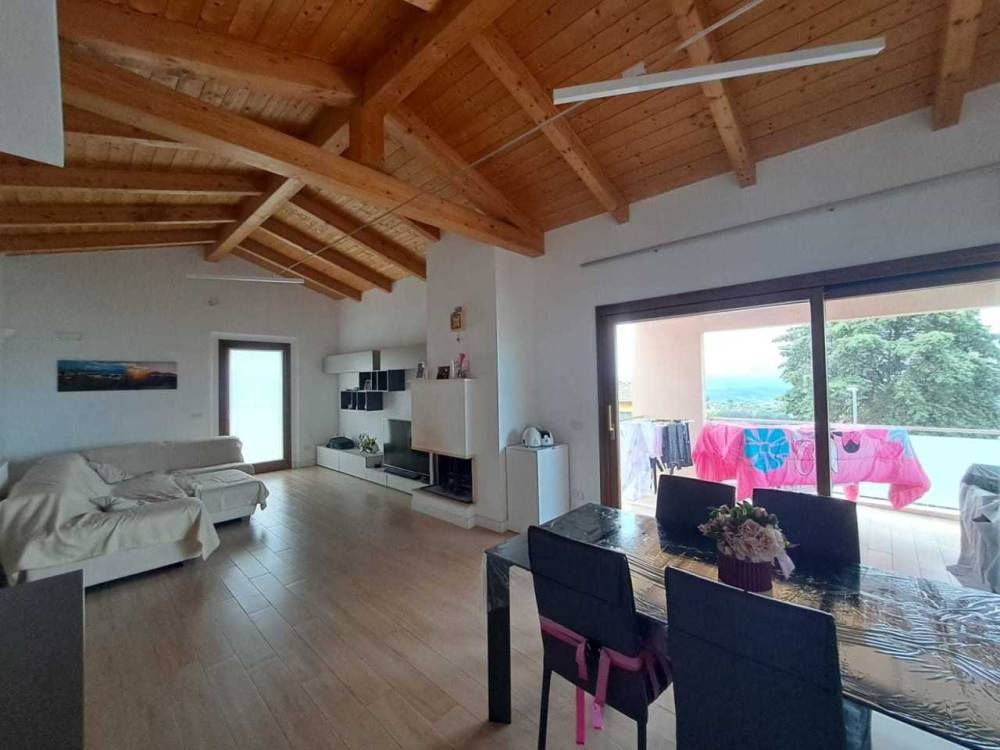 casa indipendente in vendita ad Alviano