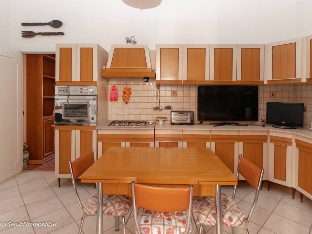 casa indipendente in vendita ad Alviano