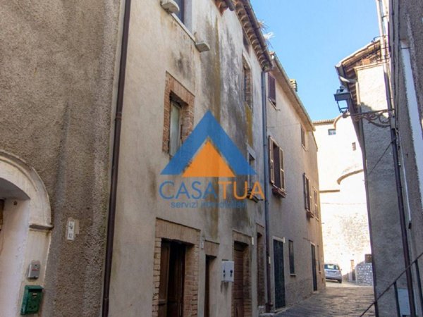 casa indipendente in vendita ad Alviano