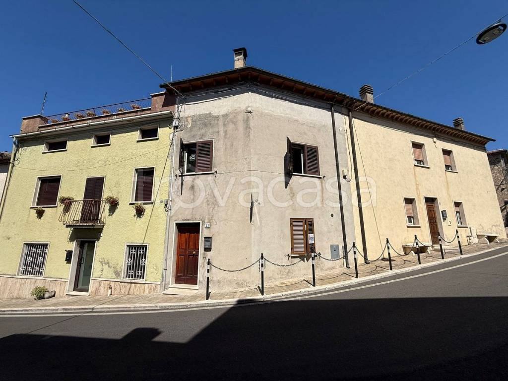 appartamento in vendita ad Alviano