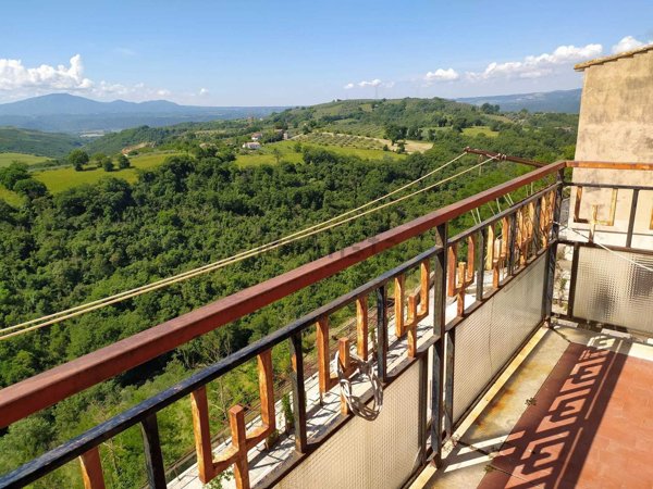 casa semindipendente in vendita ad Alviano