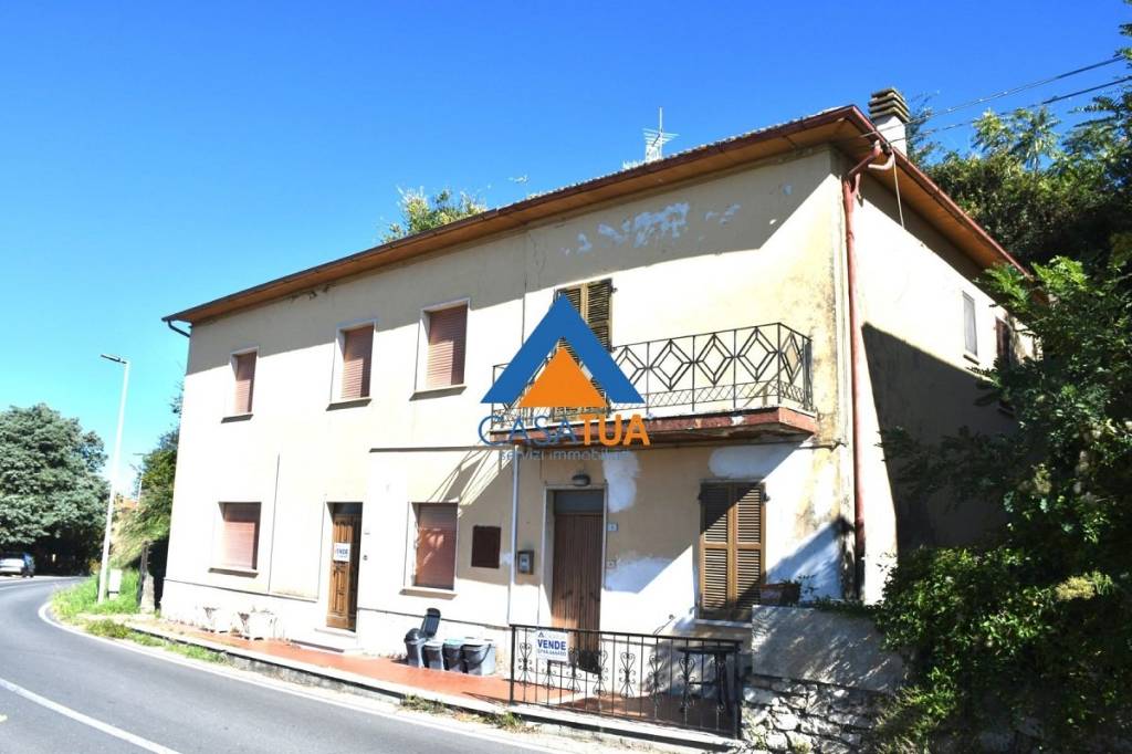 casa semindipendente in vendita ad Alviano