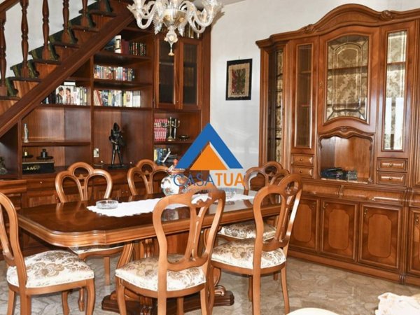 casa semindipendente in vendita ad Alviano