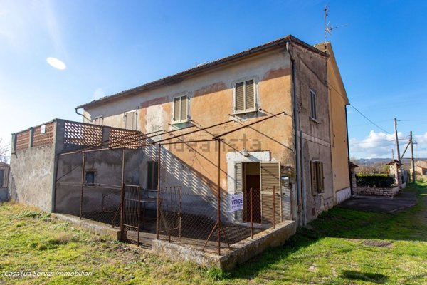 casa semindipendente in vendita ad Alviano