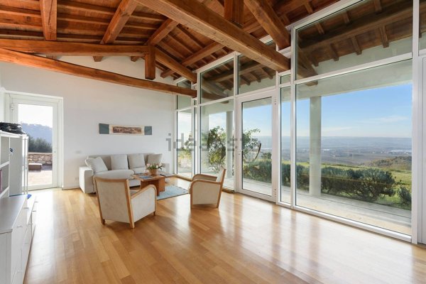 casa indipendente in vendita ad Alviano