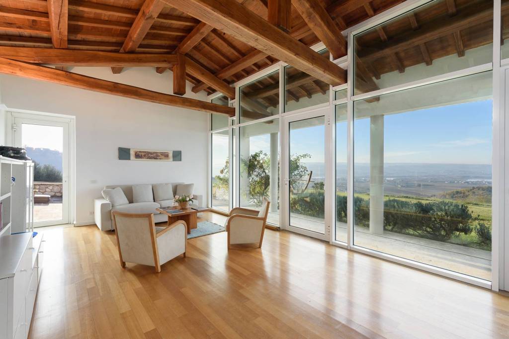 casa indipendente in vendita ad Alviano