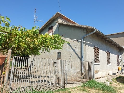 casa indipendente in vendita ad Alviano