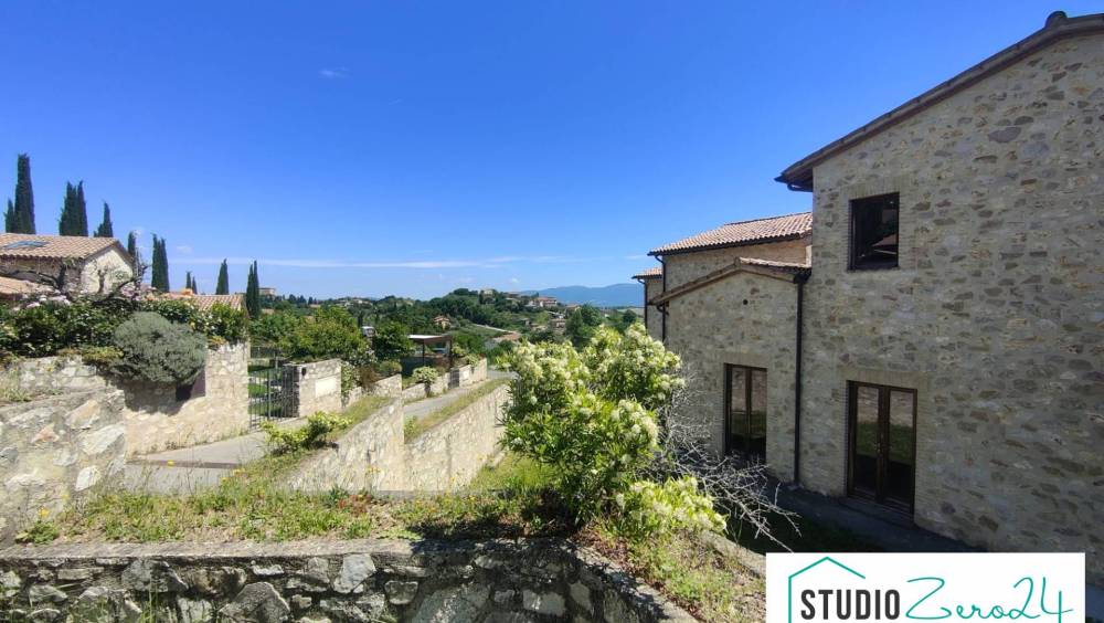 casa indipendente in vendita ad Alviano