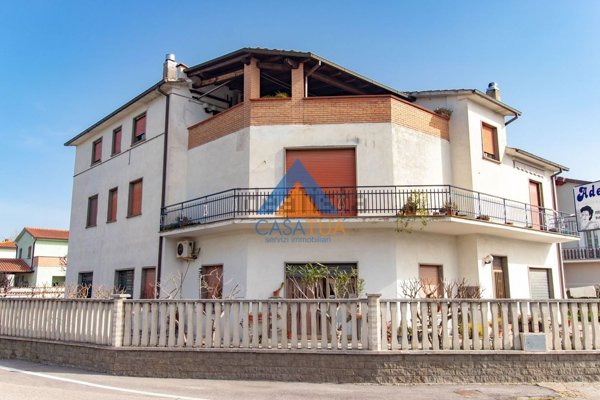 appartamento in vendita ad Alviano