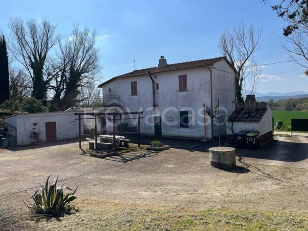 casa indipendente in vendita ad Alviano