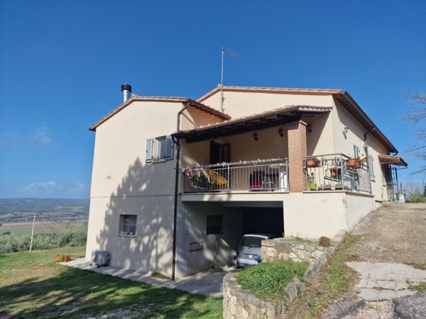casa indipendente in vendita ad Alviano