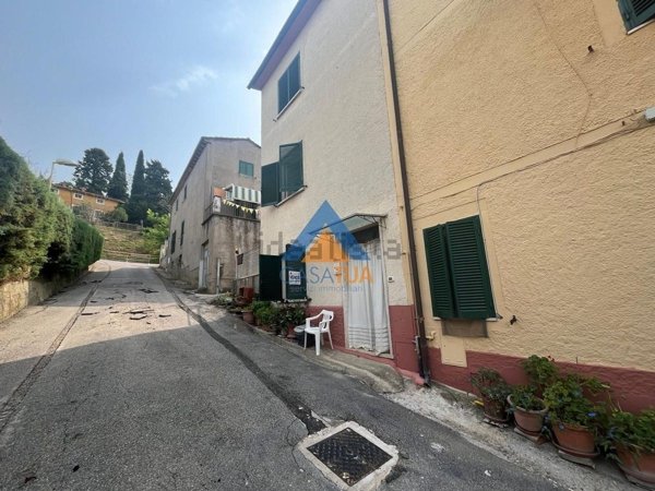 appartamento in vendita ad Alviano
