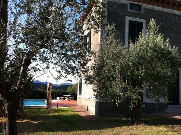 casa indipendente in vendita ad Amelia