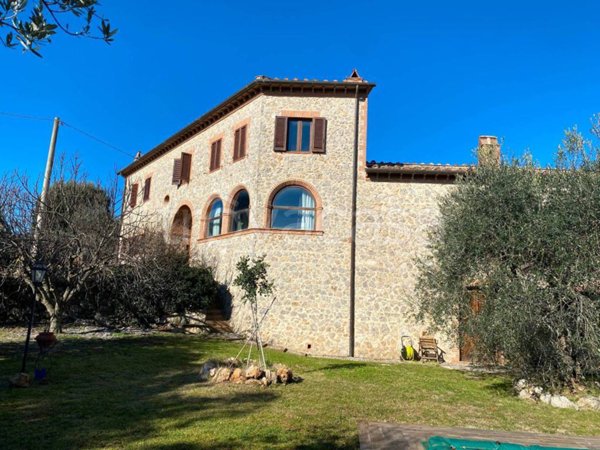 casa indipendente in vendita ad Amelia