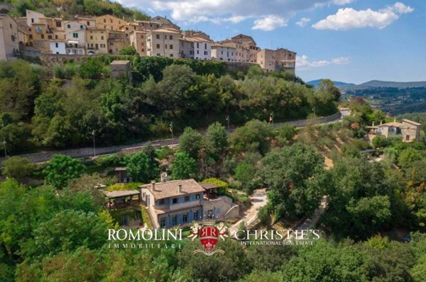 casa indipendente in vendita ad Amelia