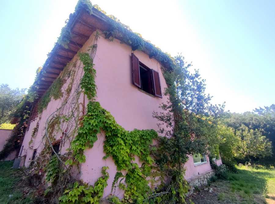 casa indipendente in vendita ad Amelia