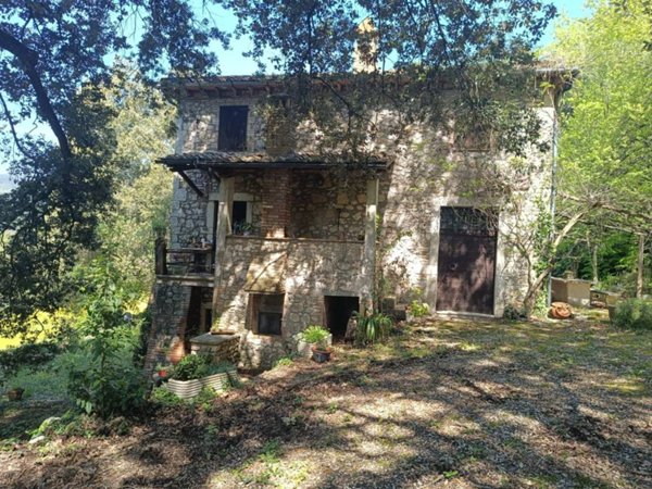 casa indipendente in vendita ad Amelia