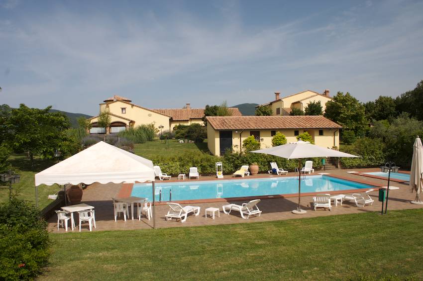 locale di sgombero in vendita ad Amelia
