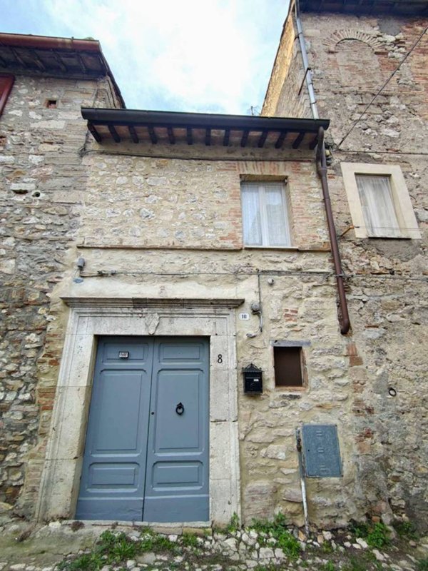 appartamento in vendita ad Amelia