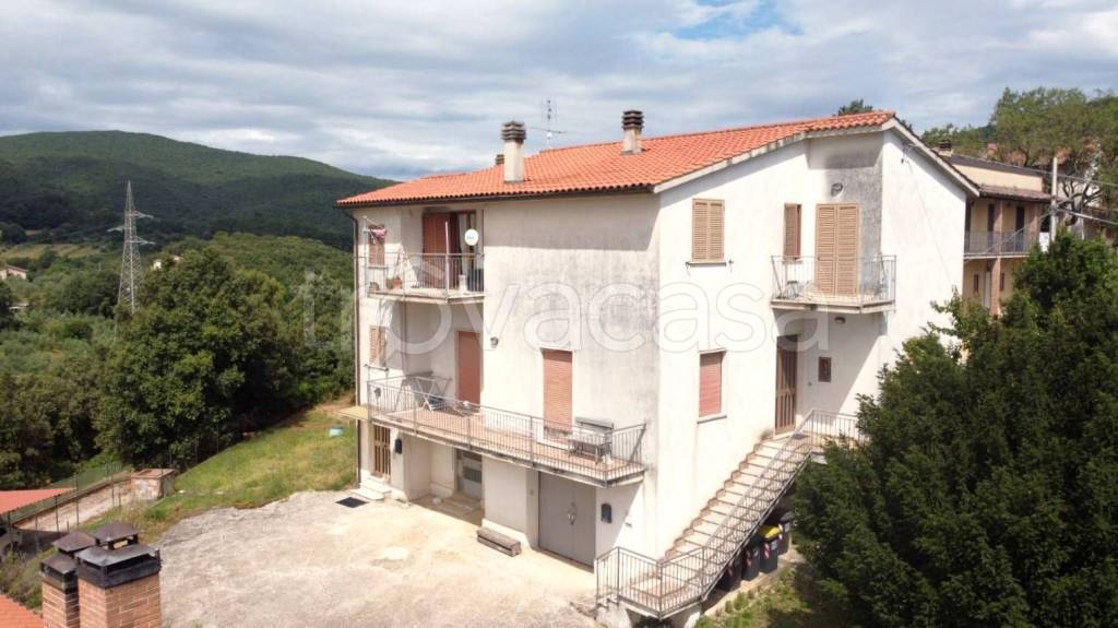 appartamento in vendita ad Amelia