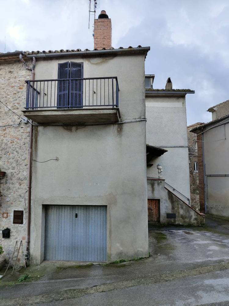 appartamento in vendita ad Amelia
