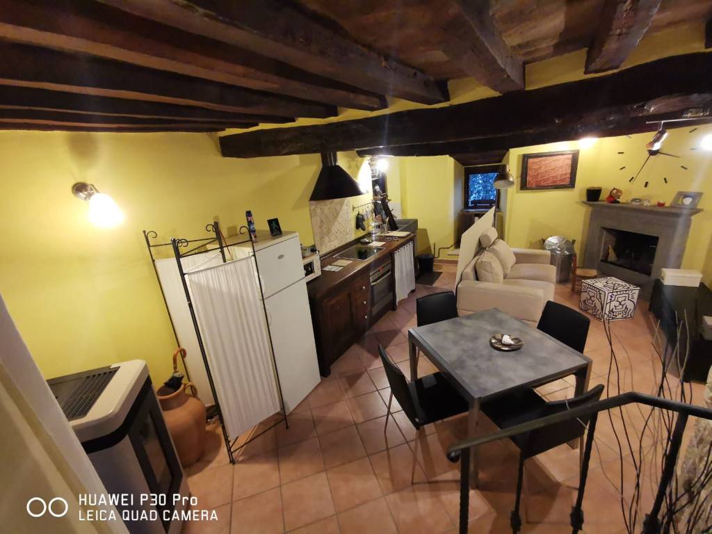 casa indipendente in vendita ad Amelia