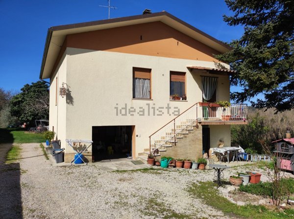 casa indipendente in vendita ad Amelia
