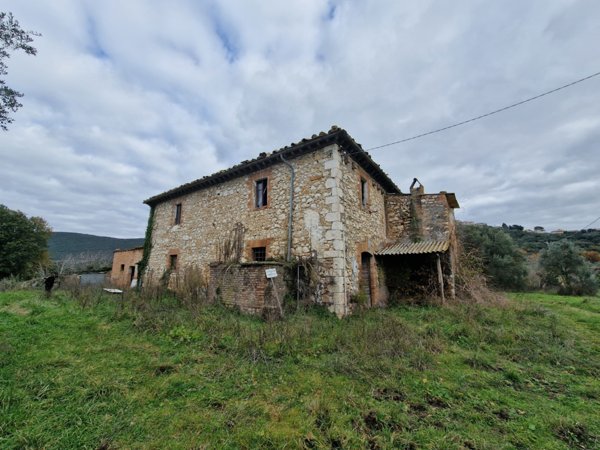 casa indipendente in vendita ad Amelia