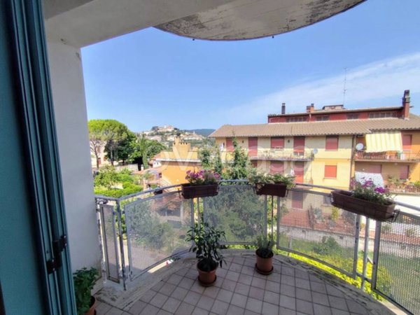 appartamento in vendita ad Amelia