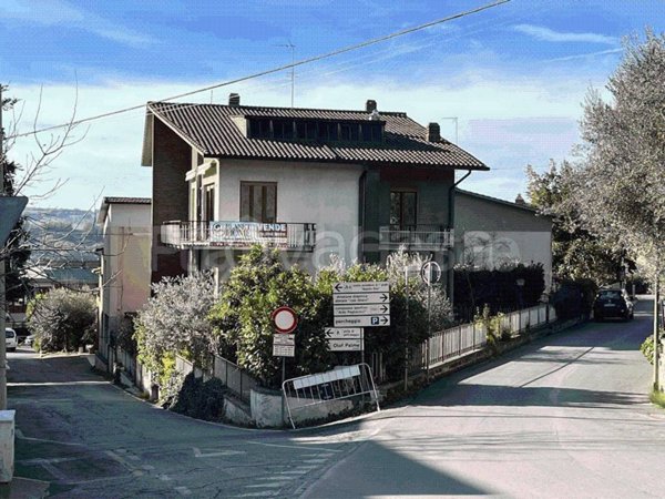 appartamento in vendita ad Amelia