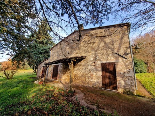 casa indipendente in vendita ad Amelia