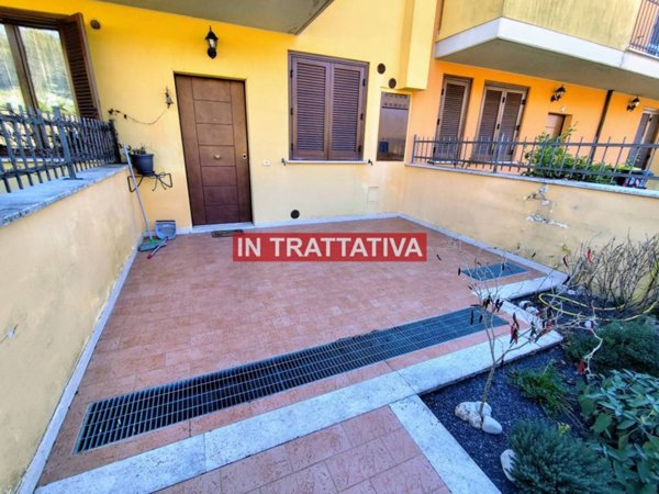 casa indipendente in vendita ad Amelia