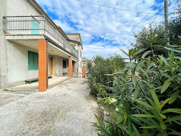 appartamento in vendita ad Amelia