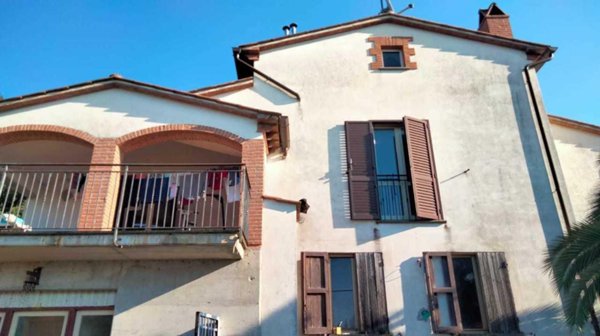 casa indipendente in vendita ad Amelia